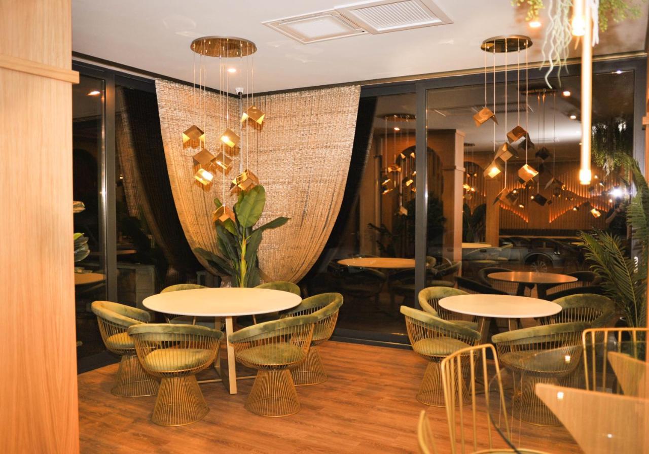 Hotel Angel Sofia Фелтічень Екстер'єр фото